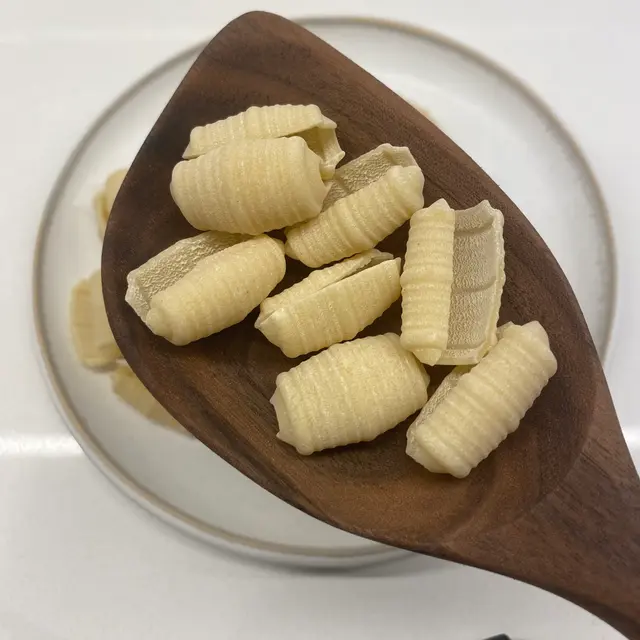 Barilotti in a wooden serving spoon